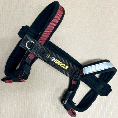Urban Trail Adjustable Harness - BURGANDY - 24 x 31, MR 13 - 3m Scotchlite Reflective Bands (Garage Sale Item)